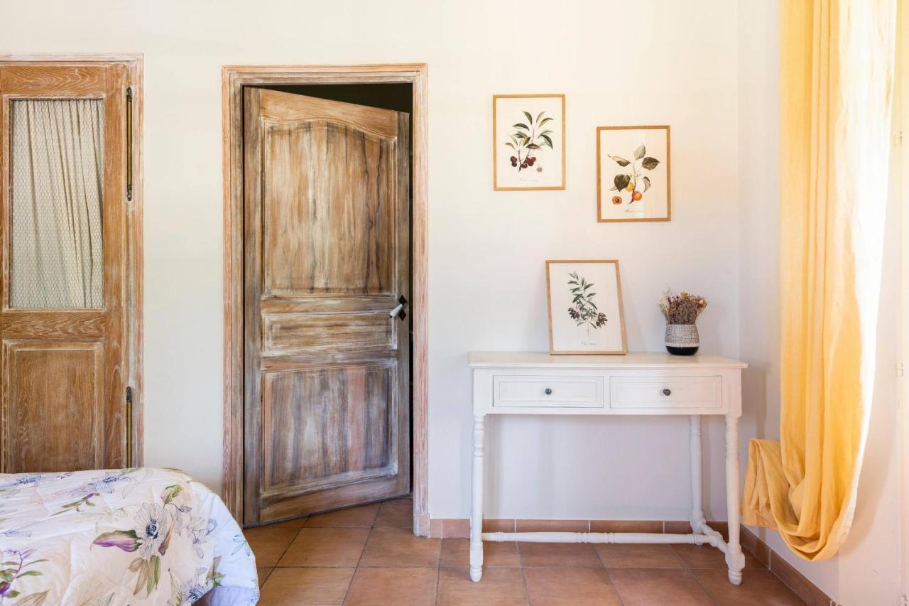 Hotel Mas De Lure Salon-de-Provence Zewnętrze zdjęcie