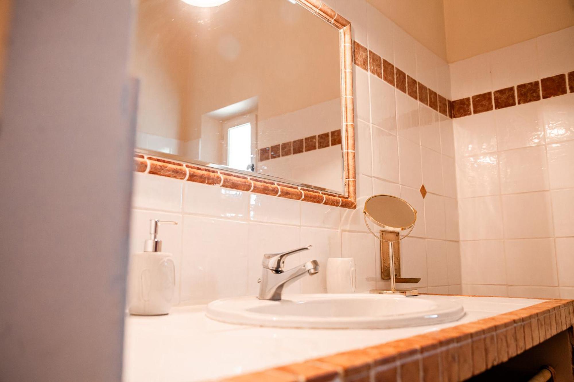 Hotel Mas De Lure Salon-de-Provence Zewnętrze zdjęcie